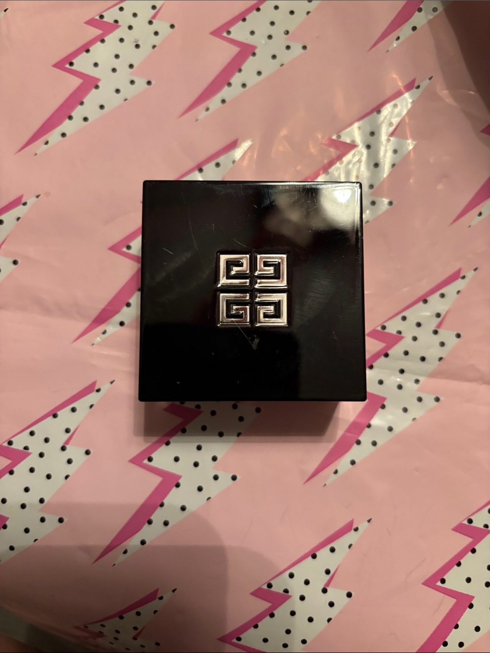 Givenchy Prisme Libra /4 in 1 Harmony Setting Powders. Made in Italy